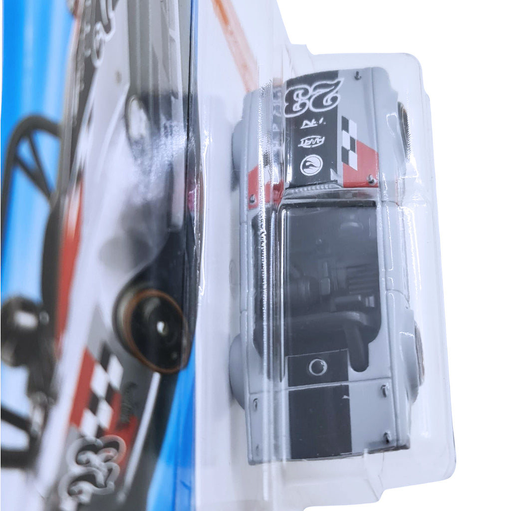 Hot Wheels Track Champs | Triumph TR6 - Grey (249/250)