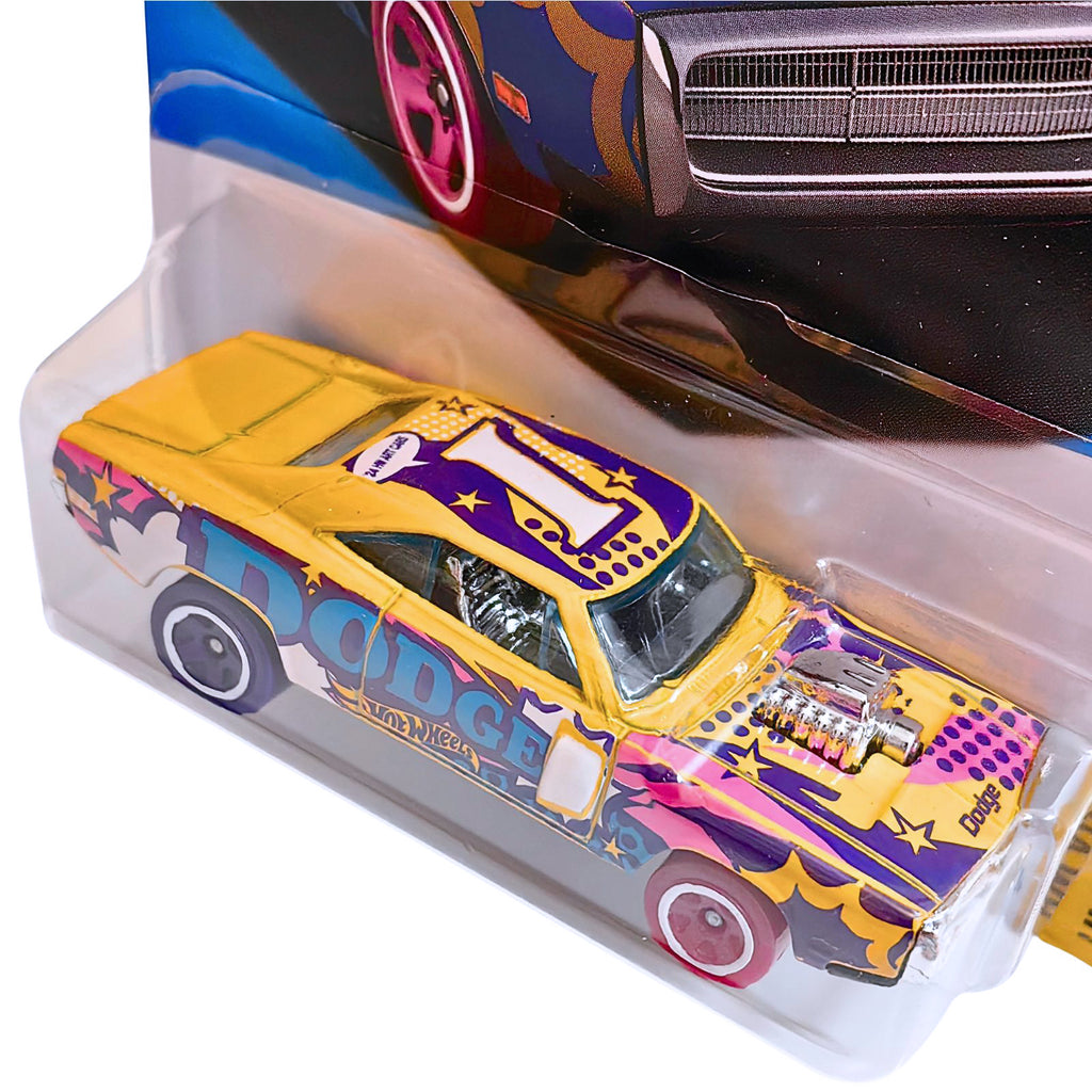 Hot Wheels HW ART CARS - '70 Dodge Charge R/T
