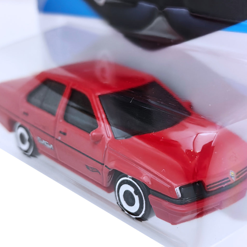 Hot Wheels COMPACT KINGS | Proton Saga