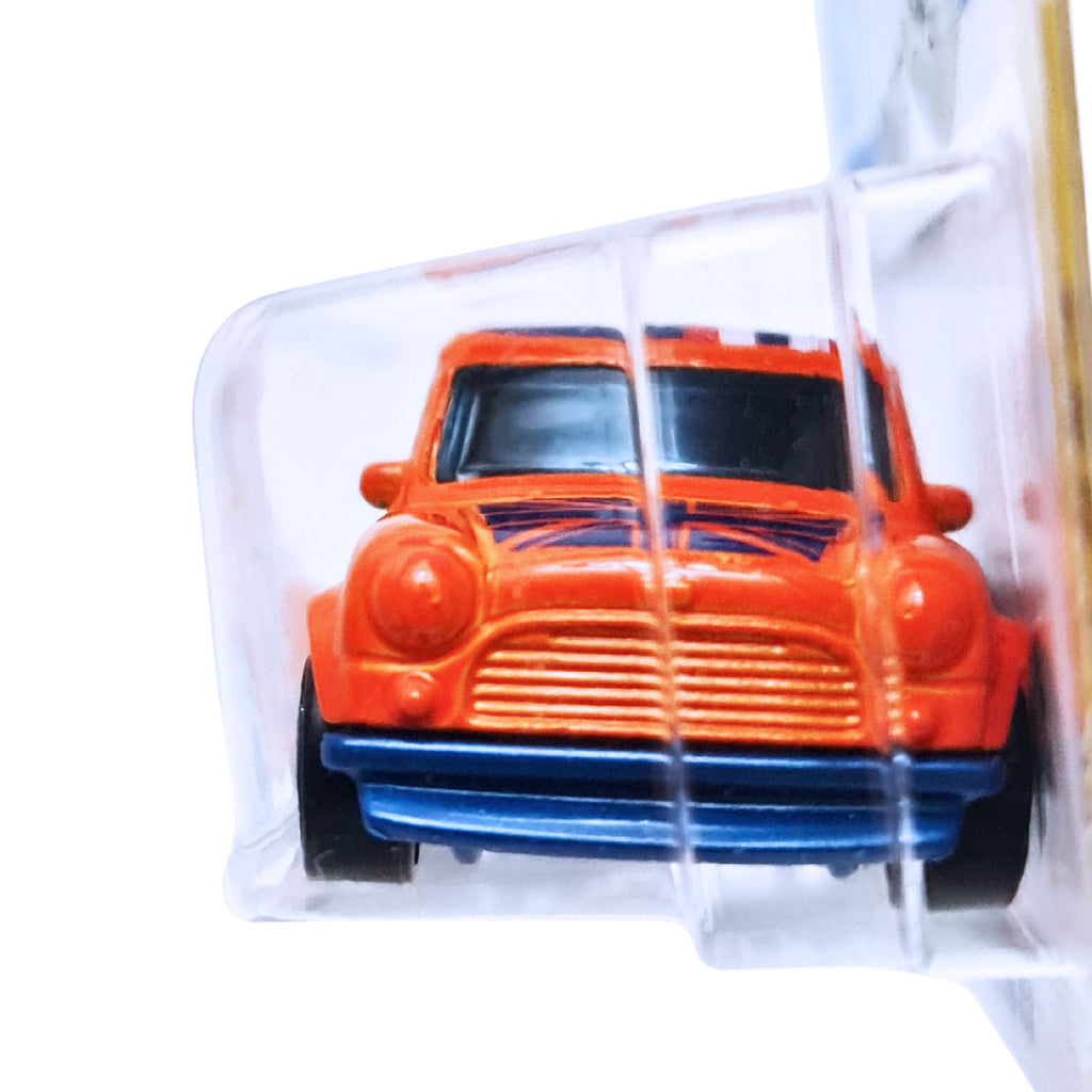 Hot Wheels HW ART CARS - '67 Austin Mini Van