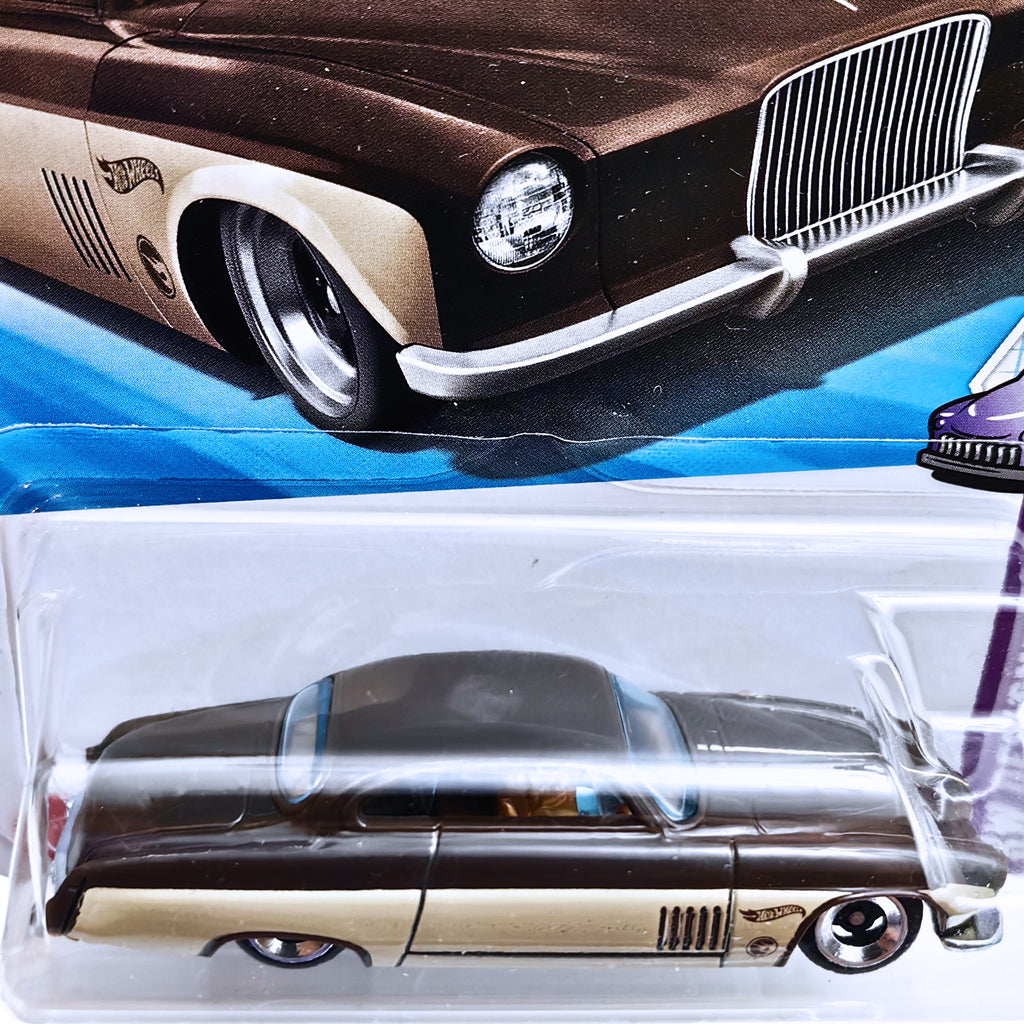 Hot Wheels HW DESIGNED BY | Fish'D & Chip'D - Brown (32/250)