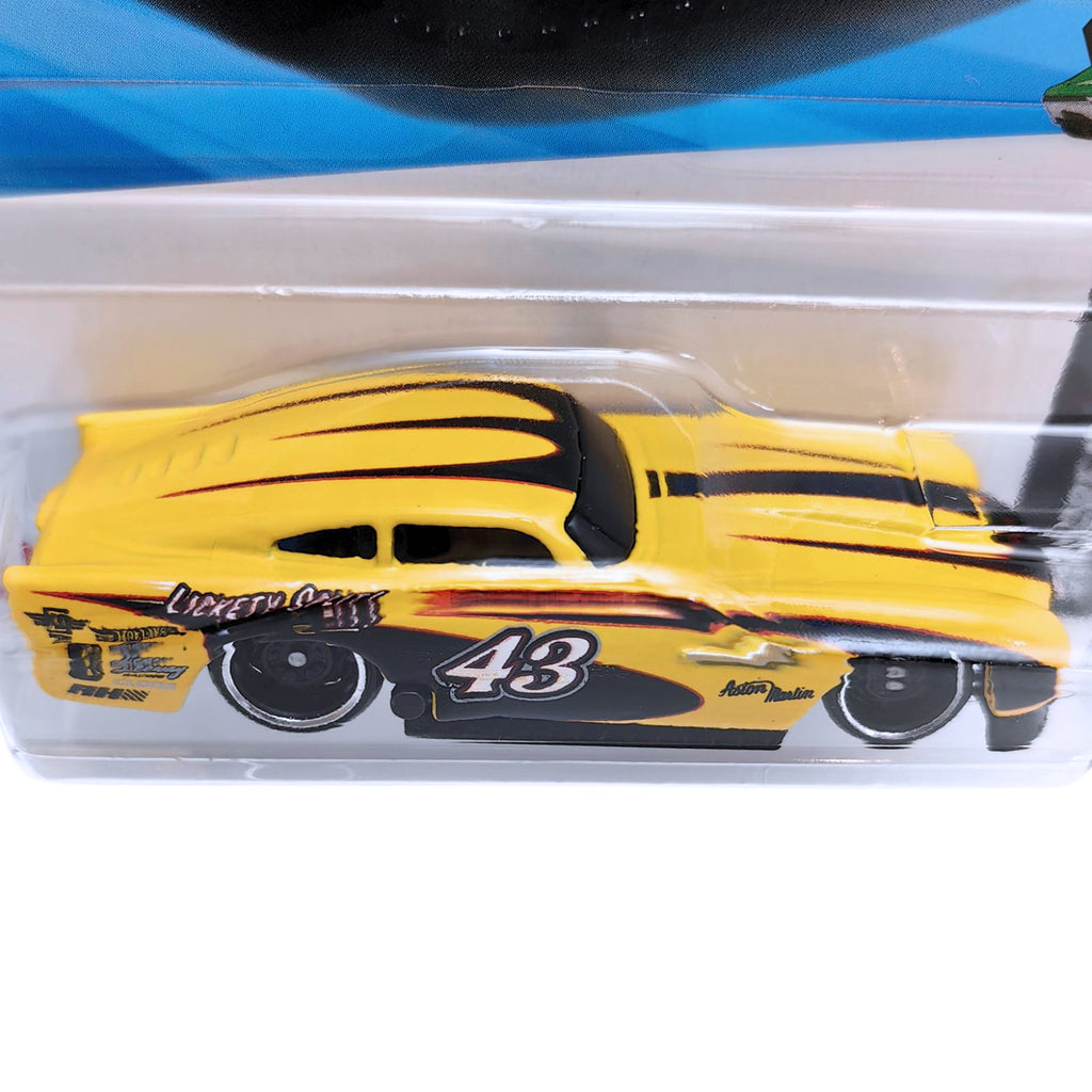 Hot Wheels HW DREAM GARAGE | Aston Martin DB4GT High-Speed Edition - Yellow (107/250)
