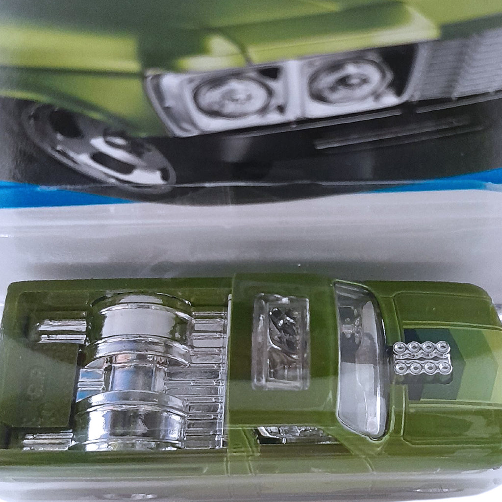 Hot Wheels HW HOT TRUCKS - Custom '72 Chevy Luv
