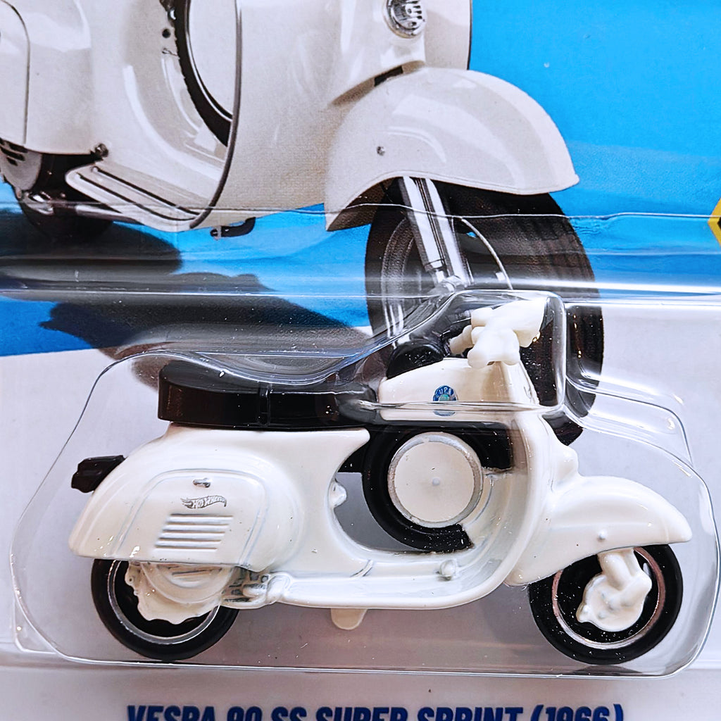 Hot Wheels HW MOTO | Vespa 90 SS Super Sprint (1966) - White (177/250)