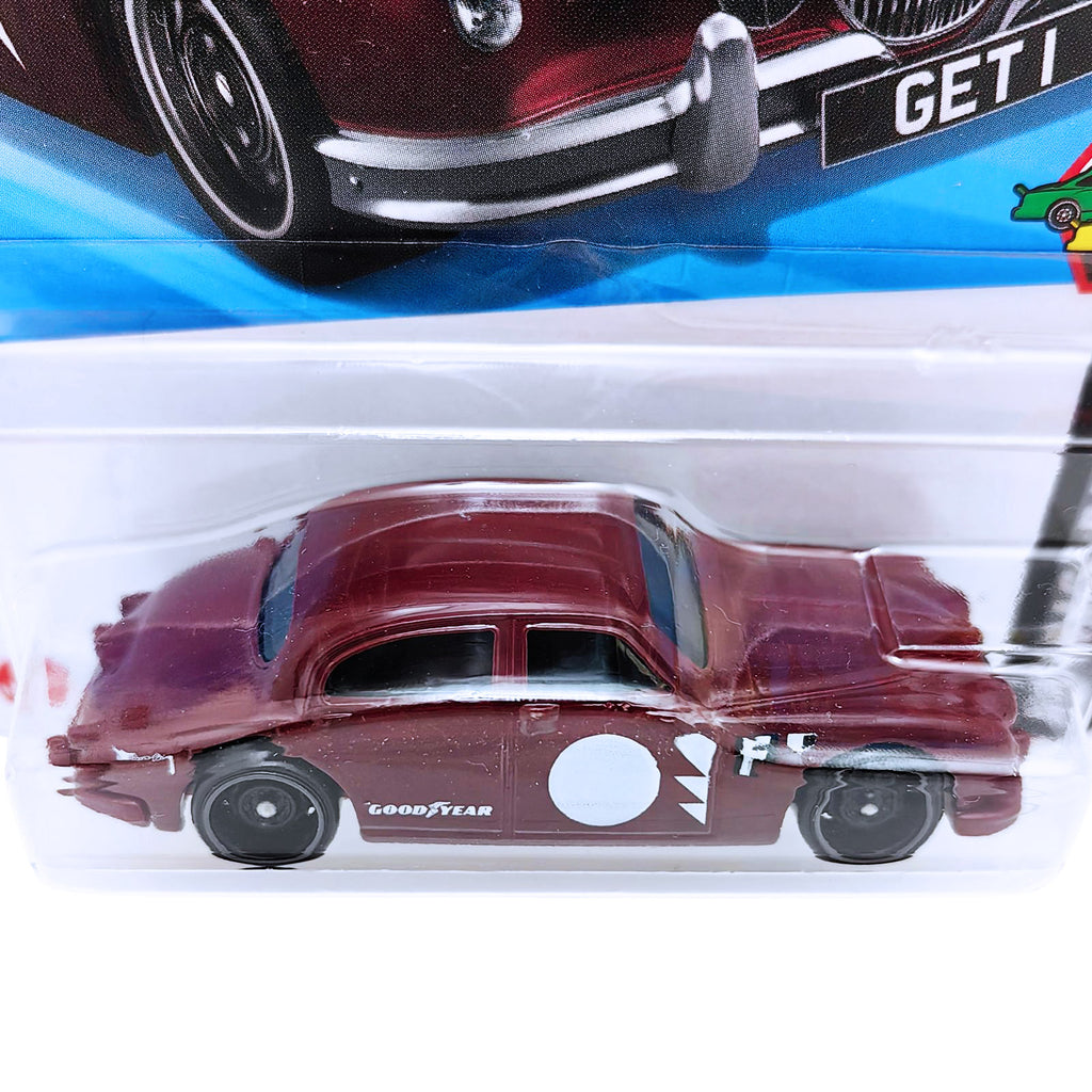 Hot Wheels RACE DAY | Jaguar MK1 - Maroon (75/250)