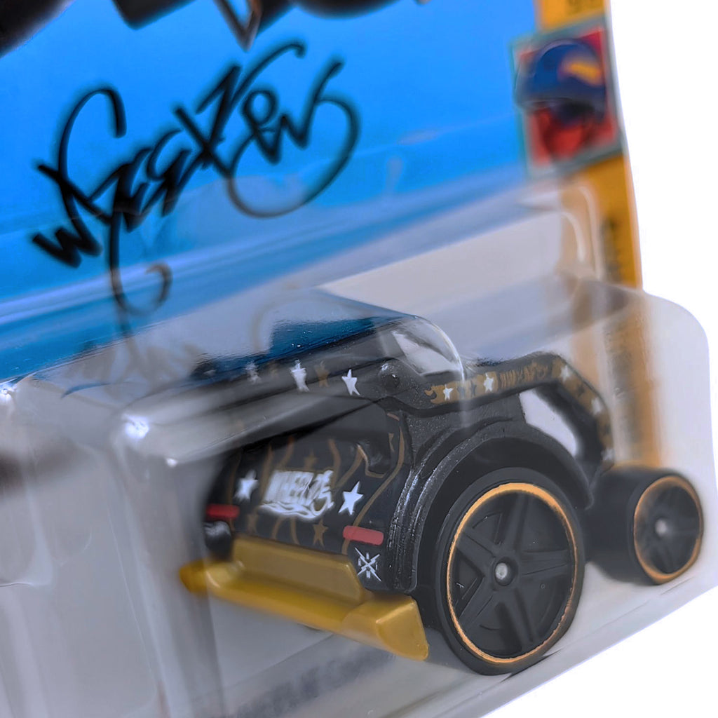 Hot Wheels HW XTREME SPORTS - Wheelie Chair - Black.Gold