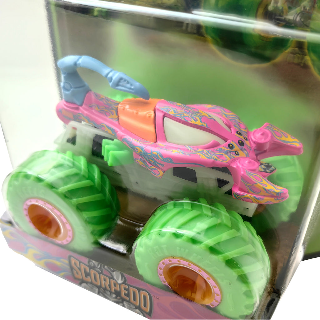 Hot Wheels Monster Trucks Glow in the Dark 1:64 - Scorpedo