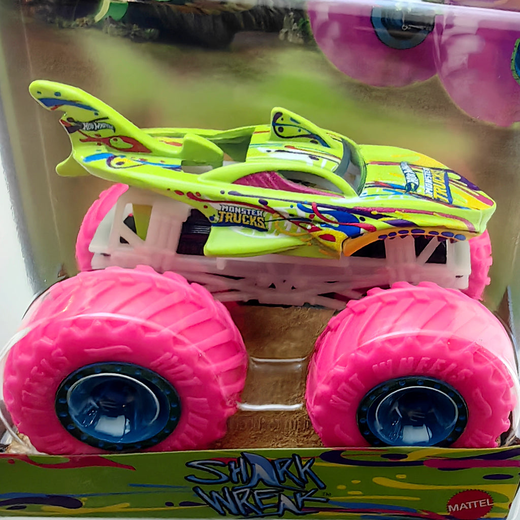 Hot Wheels Monster Trucks Glow in the Dark 1:64 - Shark Wreck