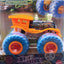 Hot Wheels Monster Trucks Glow in the Dark 1:64 - Loco Punk