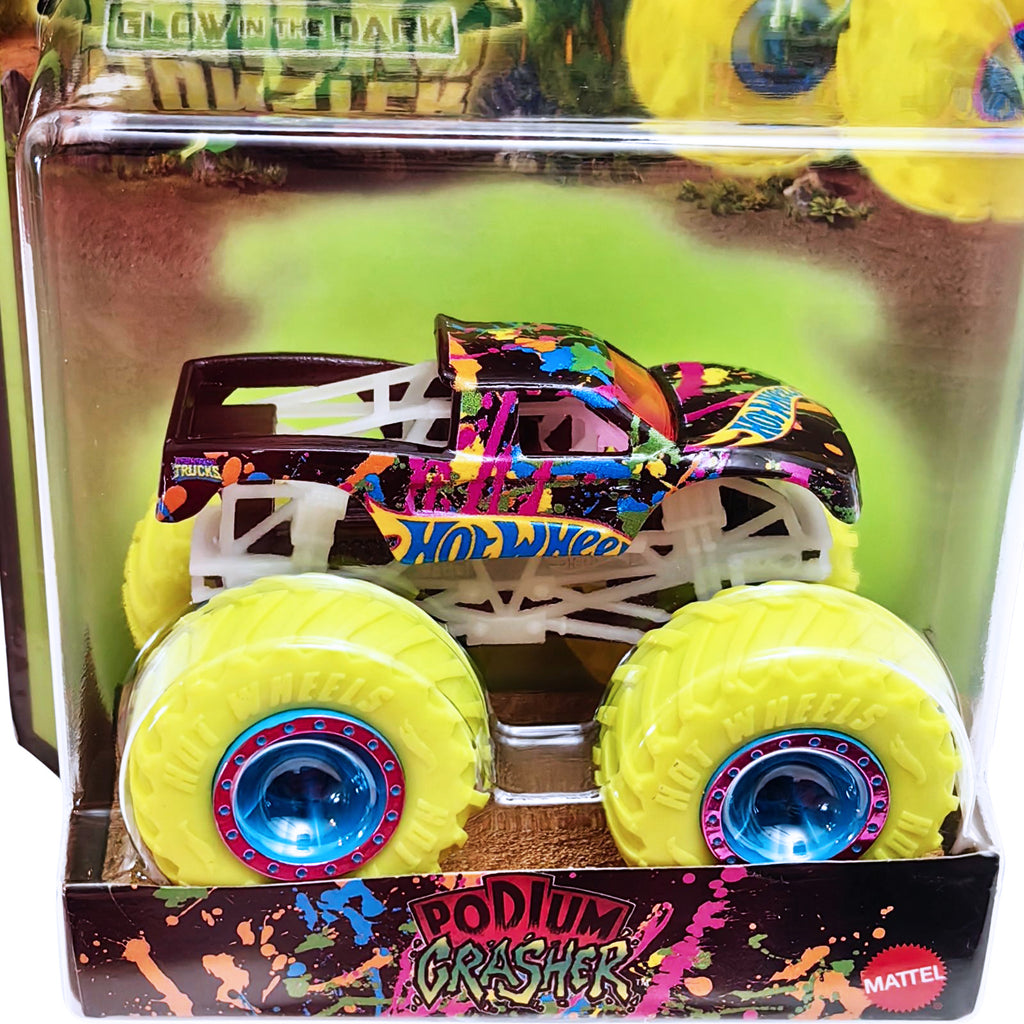 Hot Wheels Monster Trucks Glow in the Dark 1:64 - Podium Crasher - Black.Green