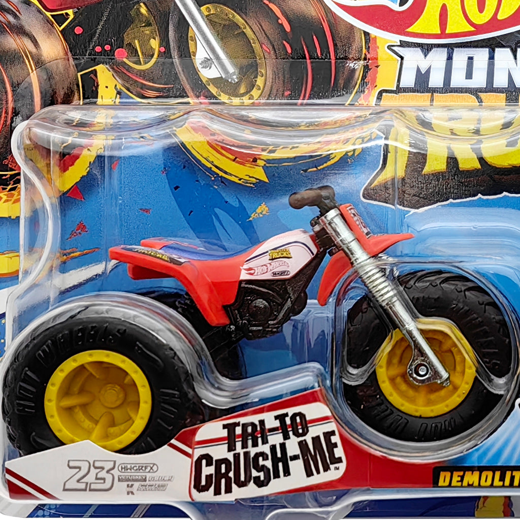 Hot Wheels Monster Trucks Demolition Double - Tri to Crush-Me vs Baja Buster