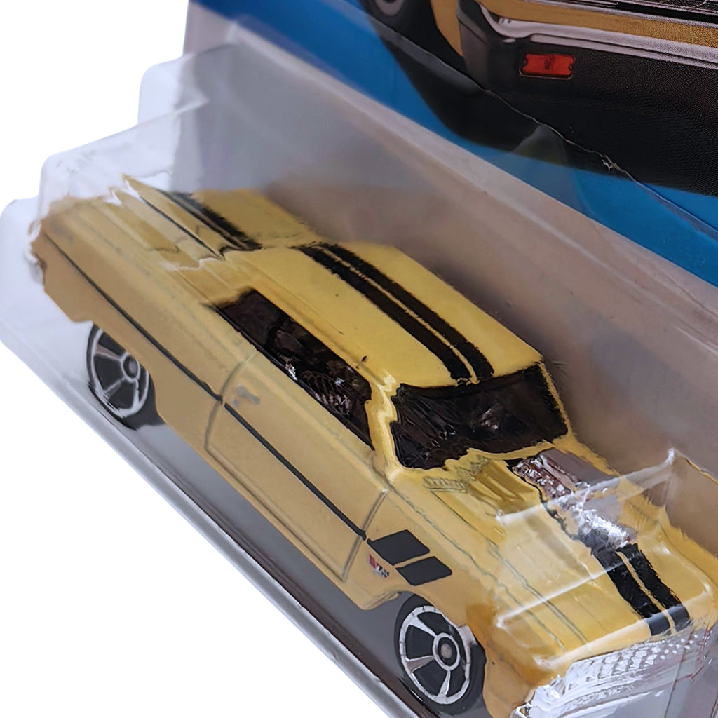 Hot Wheels Muscle Mania | '64 Chevy Chevelle SS - Yellow (157/250)