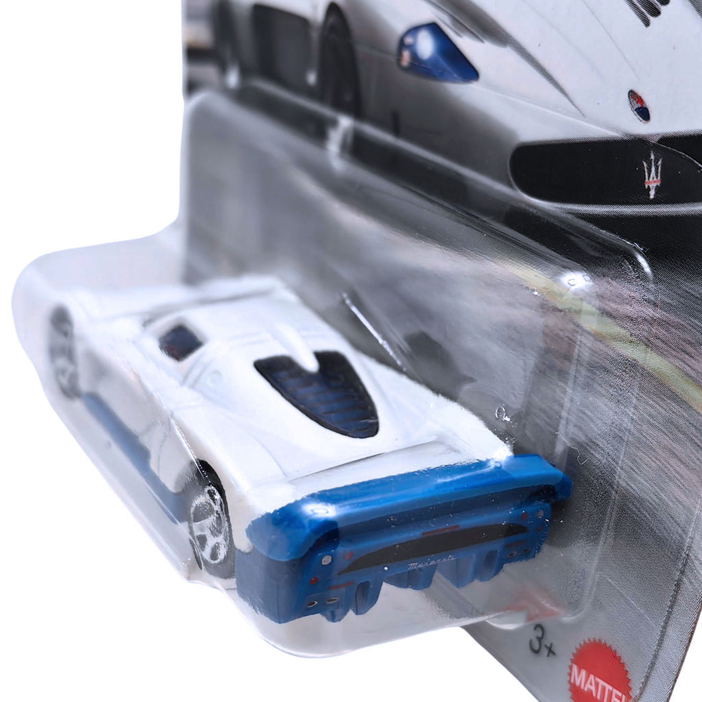 Matchbox 2004 Maserati MC12 | White.Blue (86/125)