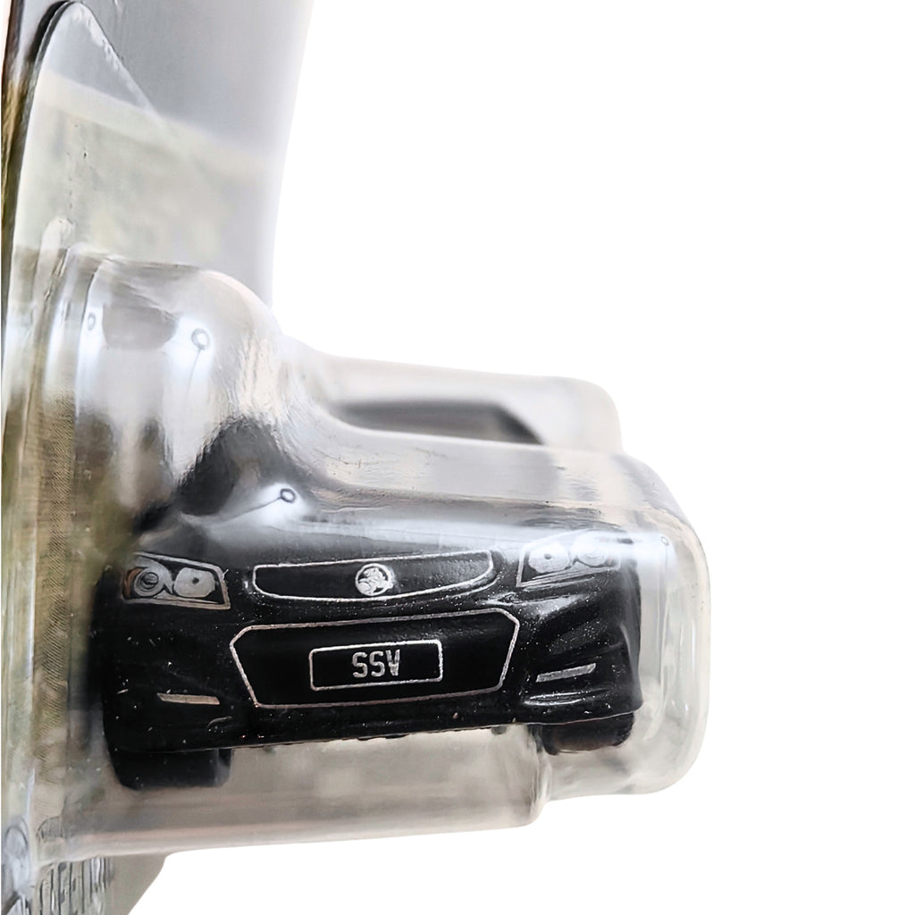 Matchbox Holden VF Commodore SSV - Black (106/125)