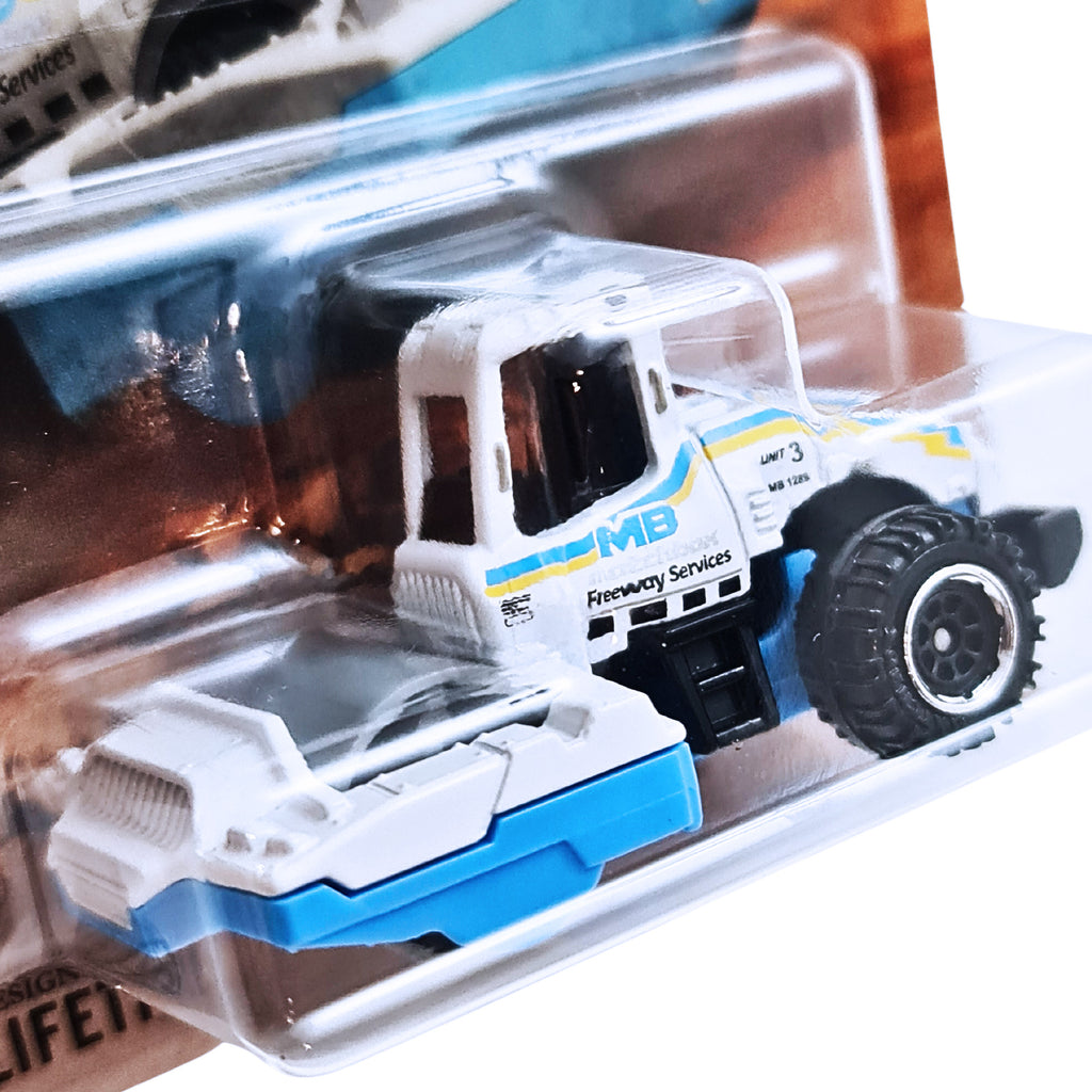 Matchbox Road Roller - White (50/125)