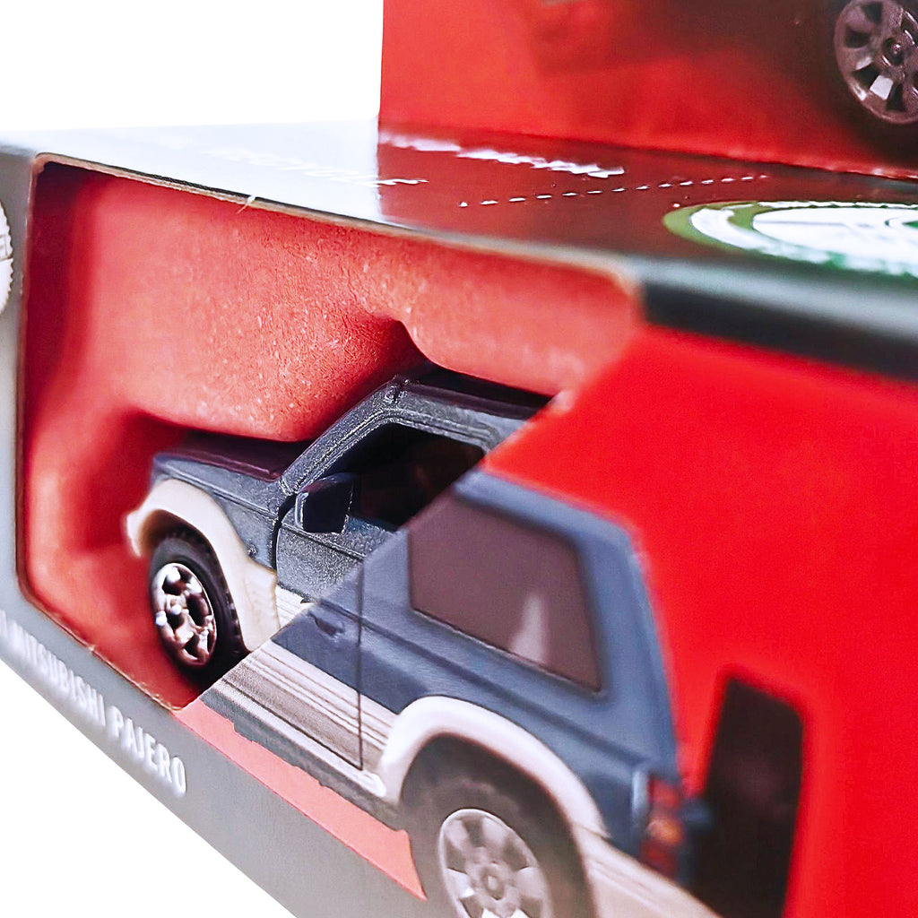 Matchbox MOVING PARTS | 1991 Mitsubishi Pajero - Blue.Grey (JBW66)