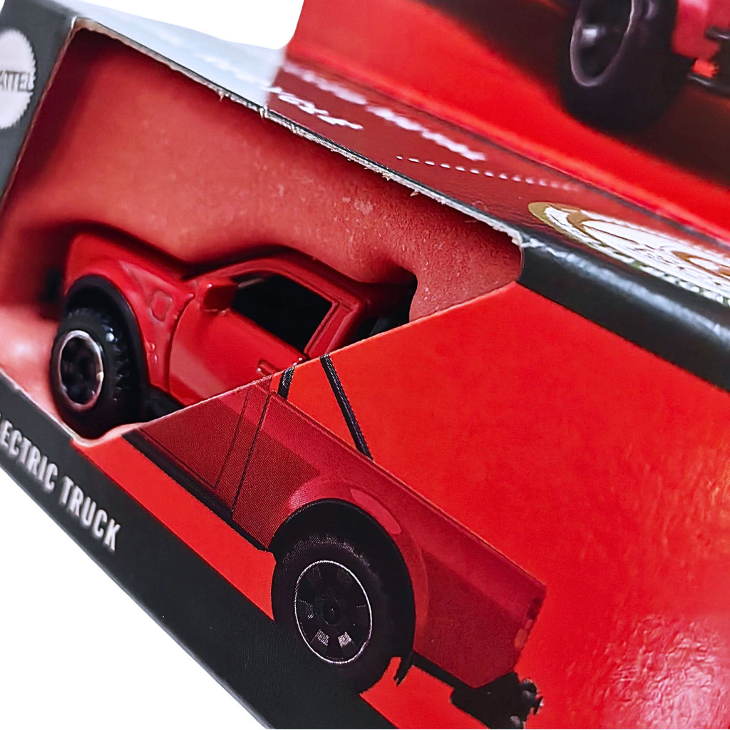 Matchbox MOVING PARTS | Alpha Wolf Electric Truck - Red (JBW64)