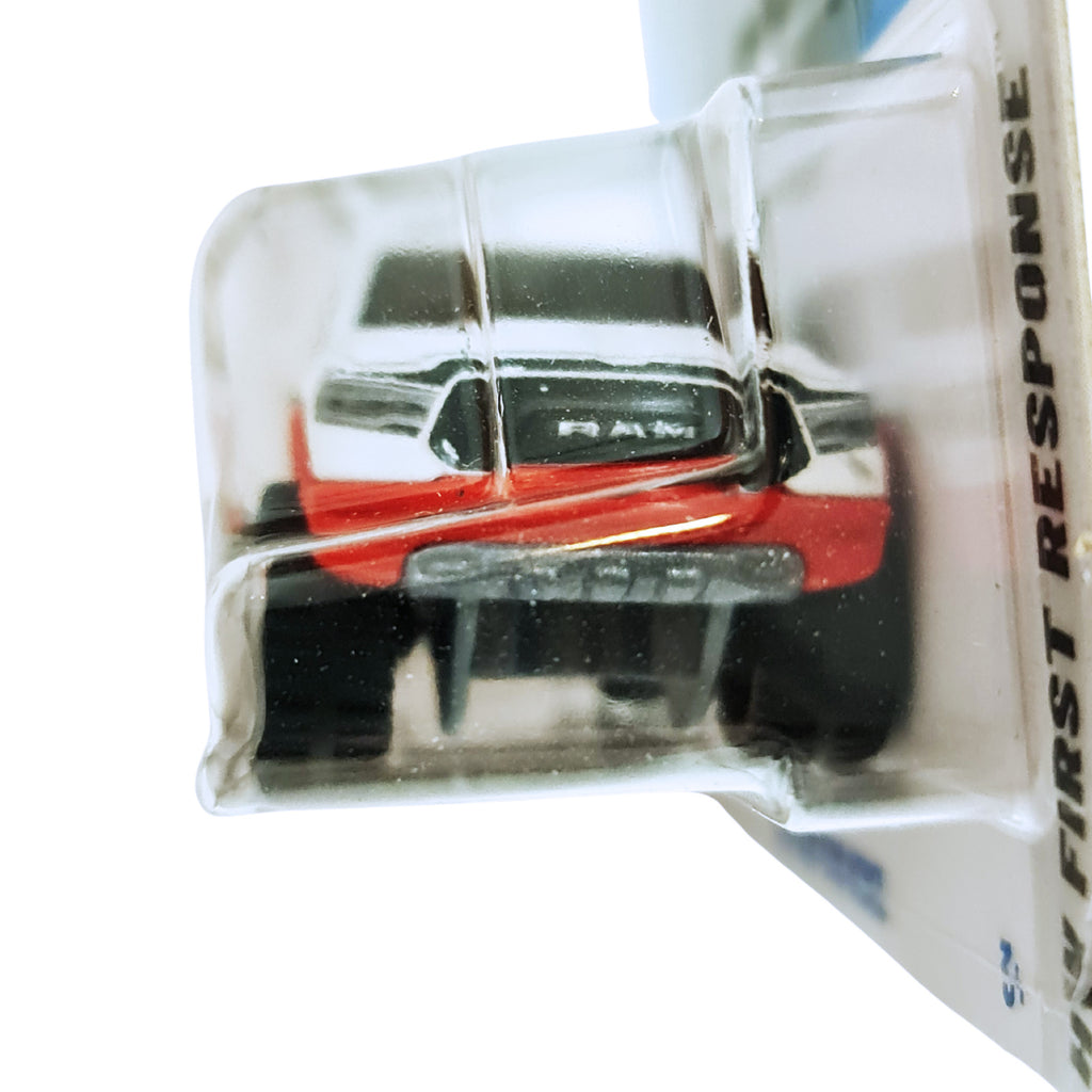Hot Wheels First Response | 2020 Ram 1500 Rebel - White.Red (39/250)