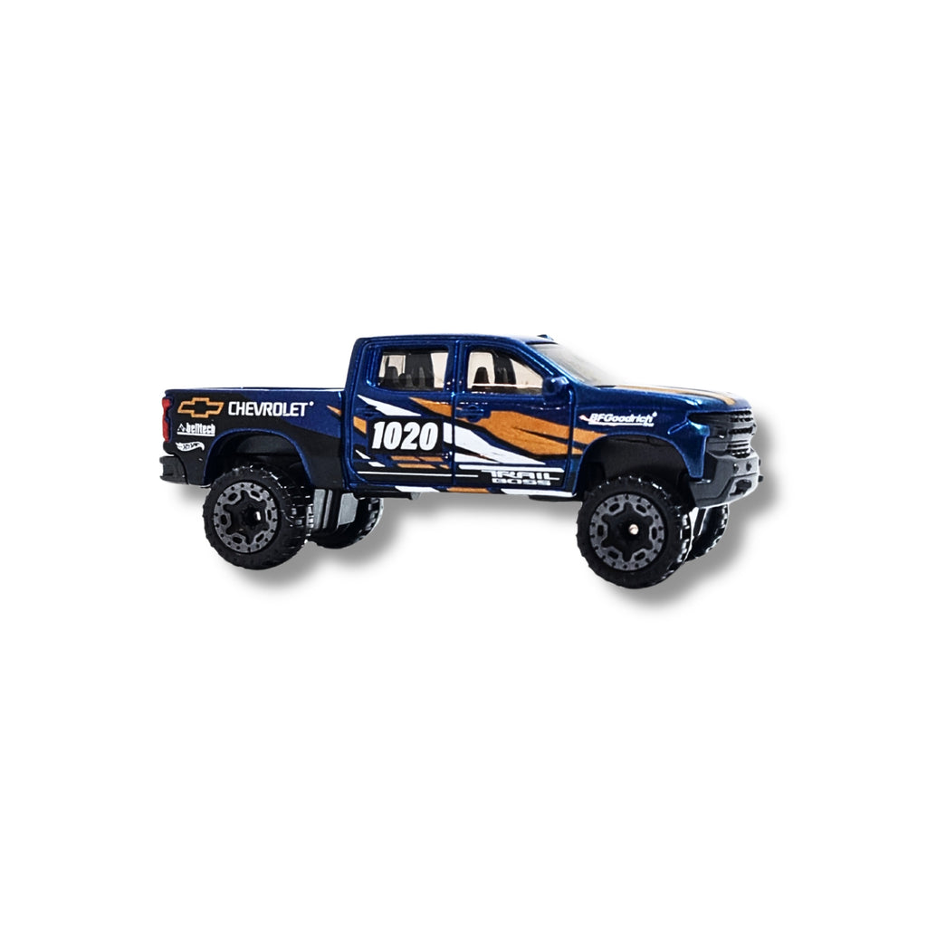 Hot Wheels HW DIRT | '19 Chevy Silverado Trail Boss LT - Blue (152/250) LOOSE