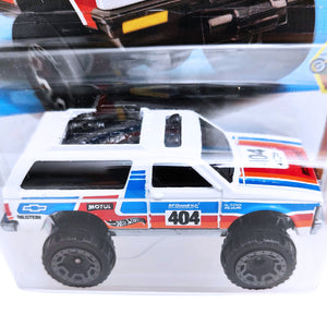 Hot Wheels HW DIRT | Chevy Blazer 4x4 - White (81/250)