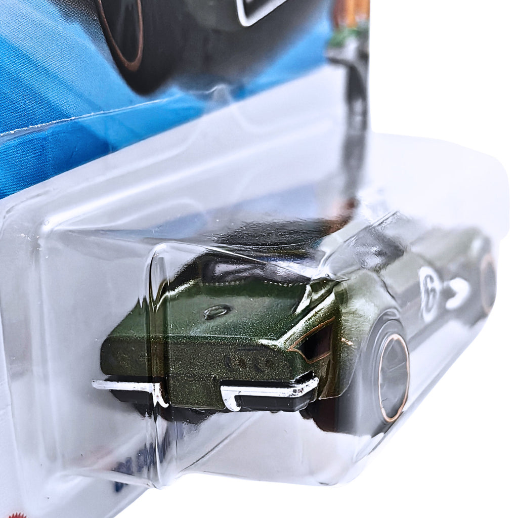 Hot Wheels HW DREAM GARAGE | '68 Corvette - Gas Monkey Garage - Green (134/250)