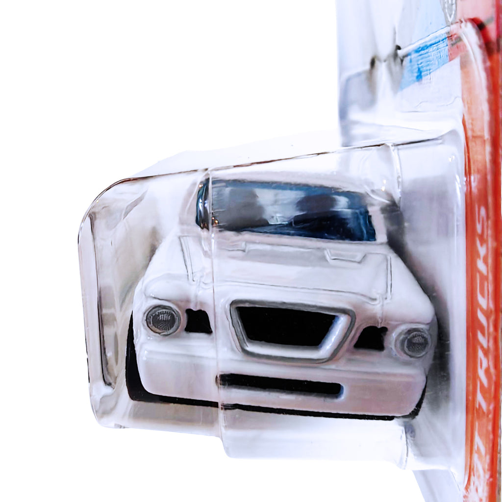 Hot Wheels HW HOT TRUCKS | '63 Studebaker Champ - White (155/250)