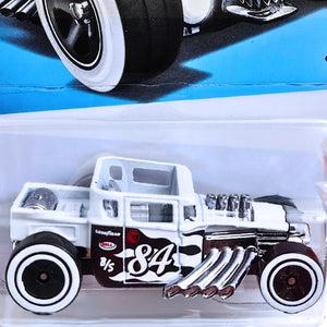 Hot Wheels HW TRACK CHAMPS | Bone Shaker - White.Black (183/250)