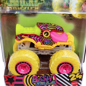 Hot Wheels Monster Trucks Glow in the Dark 1:64 - Bash Zilla - Pink.Yellow