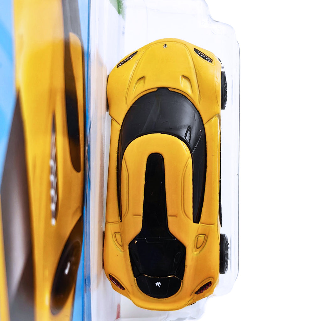 Hot Wheels HW EXOTICS - Koenigsegg Gemera - Yellow (US CARD)