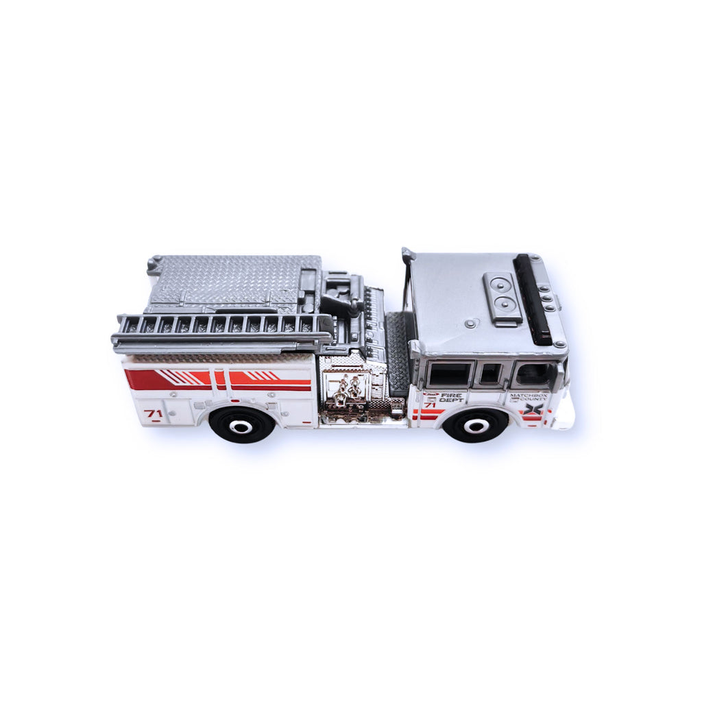 Matchbox Pierce Arrow XT Fire Engine /  Camion De Pompiers | White (104/125) LOOSE