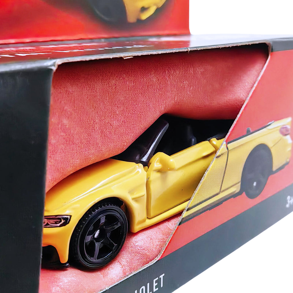 Matchbox Moving Parts | 2020 BMW M4 Cabriolet - Yellow (JBW85)